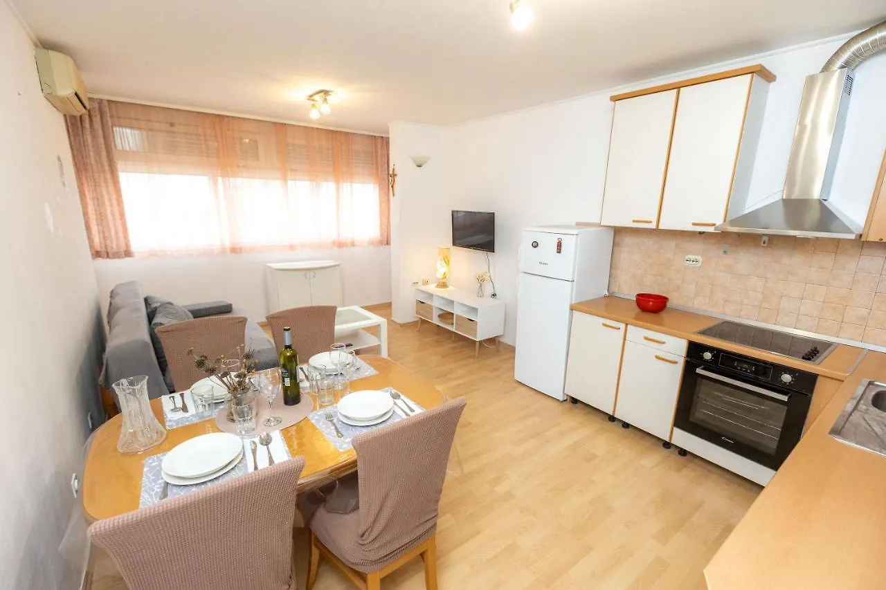Geranium Apartment Zadar