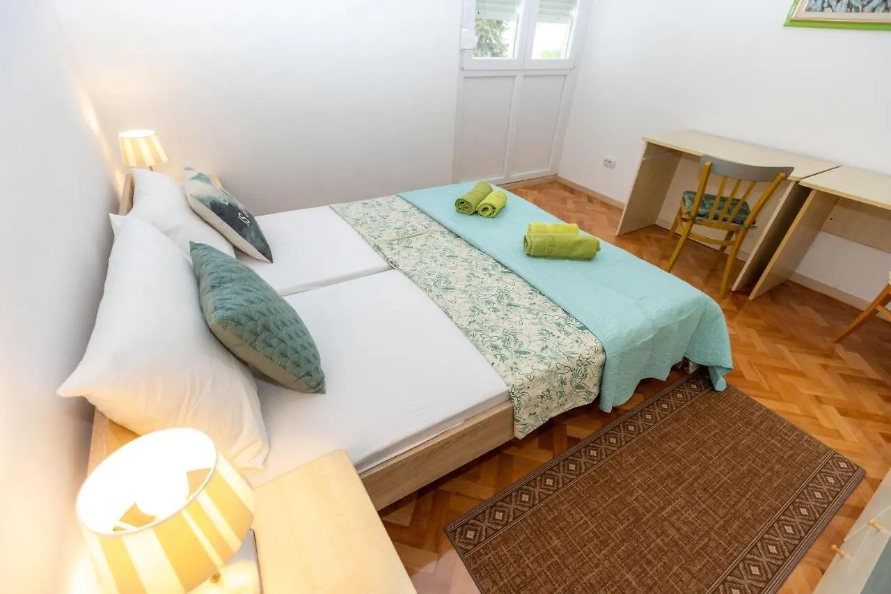 Geranium Apartment Zadar 0*,